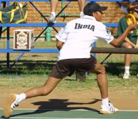 Inder beim Ringtennis spielen